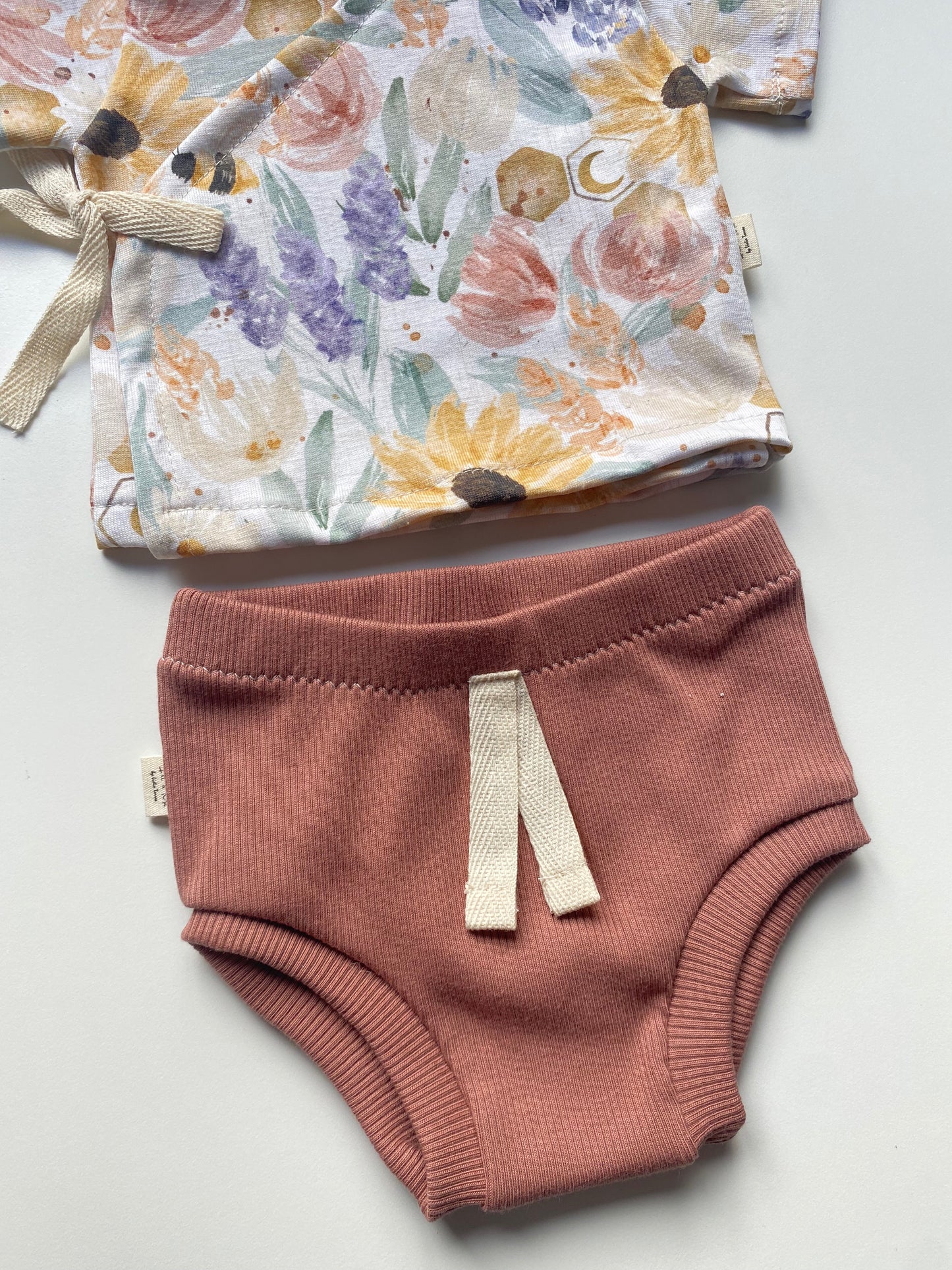 Conjunto newborn HONEY BLOSSOM