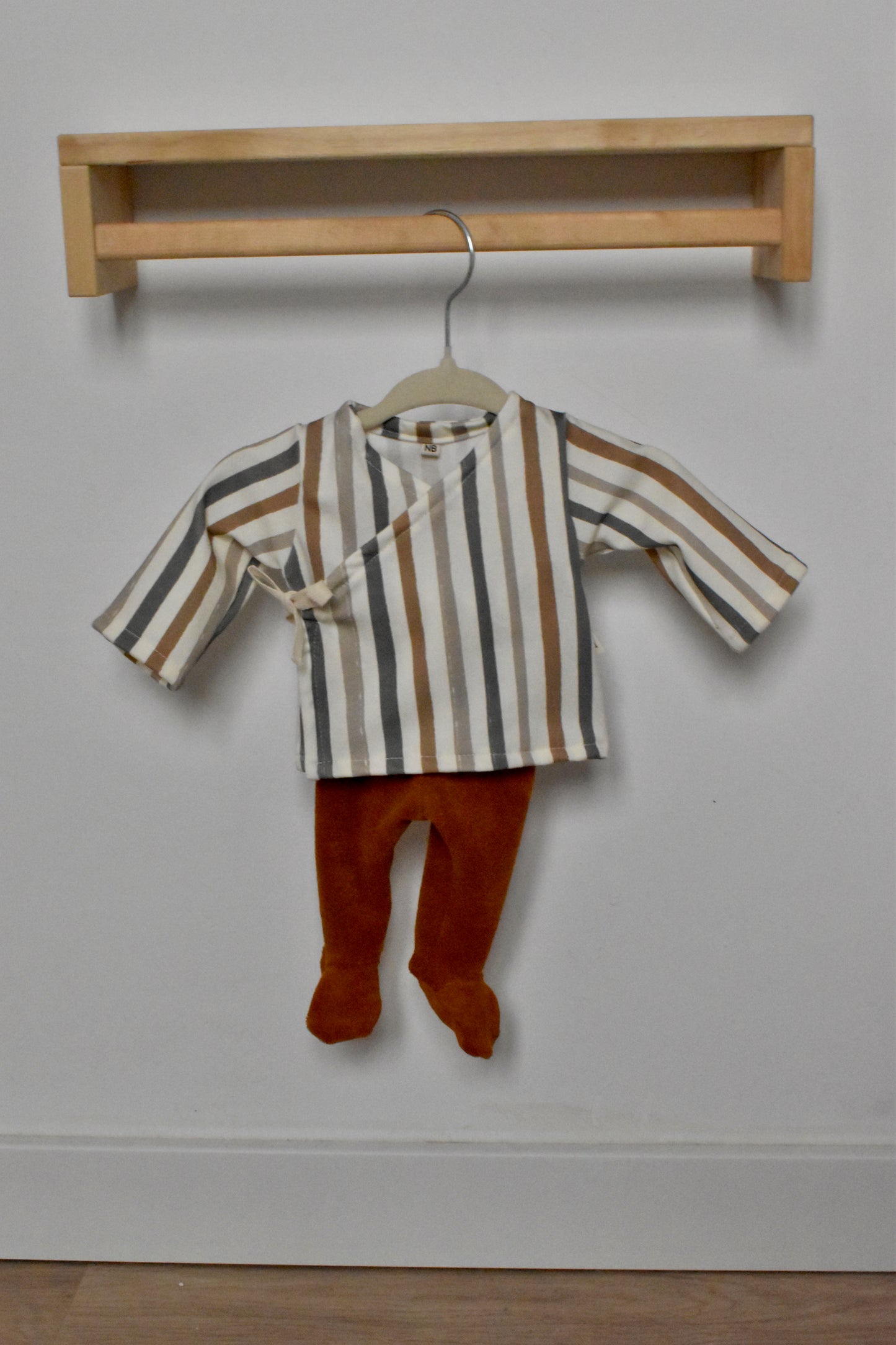 Conjunto newborn STRIPES MULTI