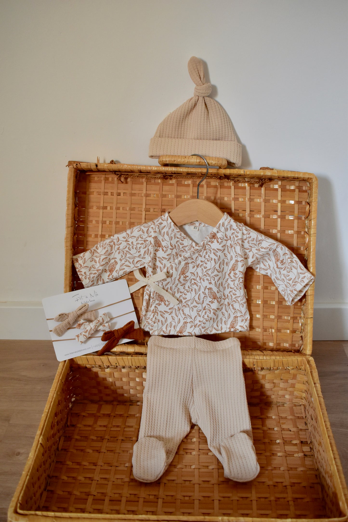 Conjunto newborn WHIMSICAL LIGHT BEIGE