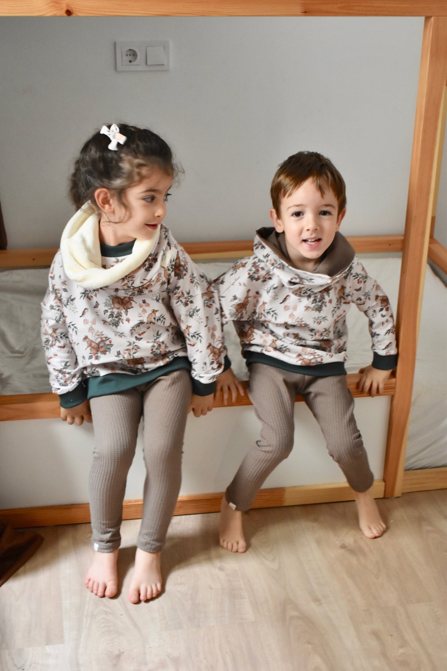 Sudadera TINY FOREST