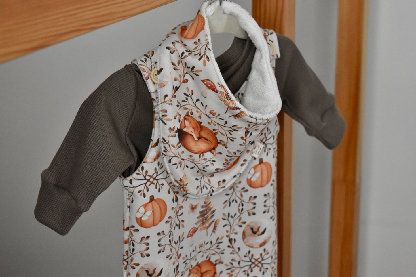 Peto con pies FOXY FALL