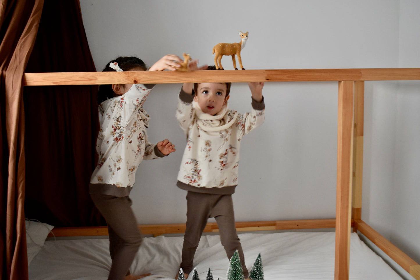 Sudadera BOTANICAL CHRISTMAS