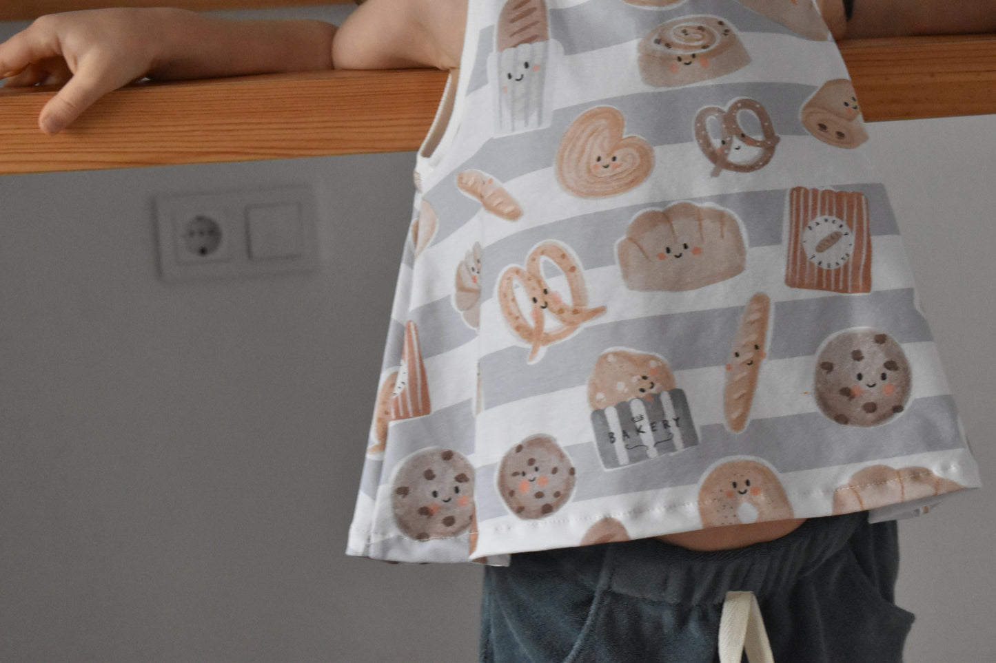Camiseta tirantes PETITE BOULANGERIE