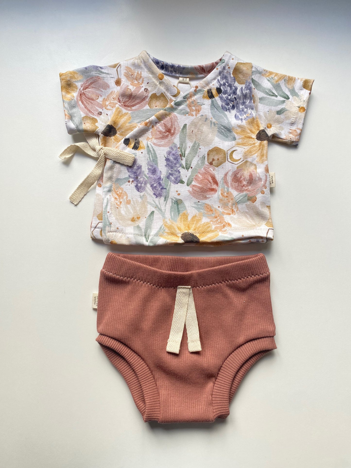 Conjunto newborn HONEY BLOSSOM