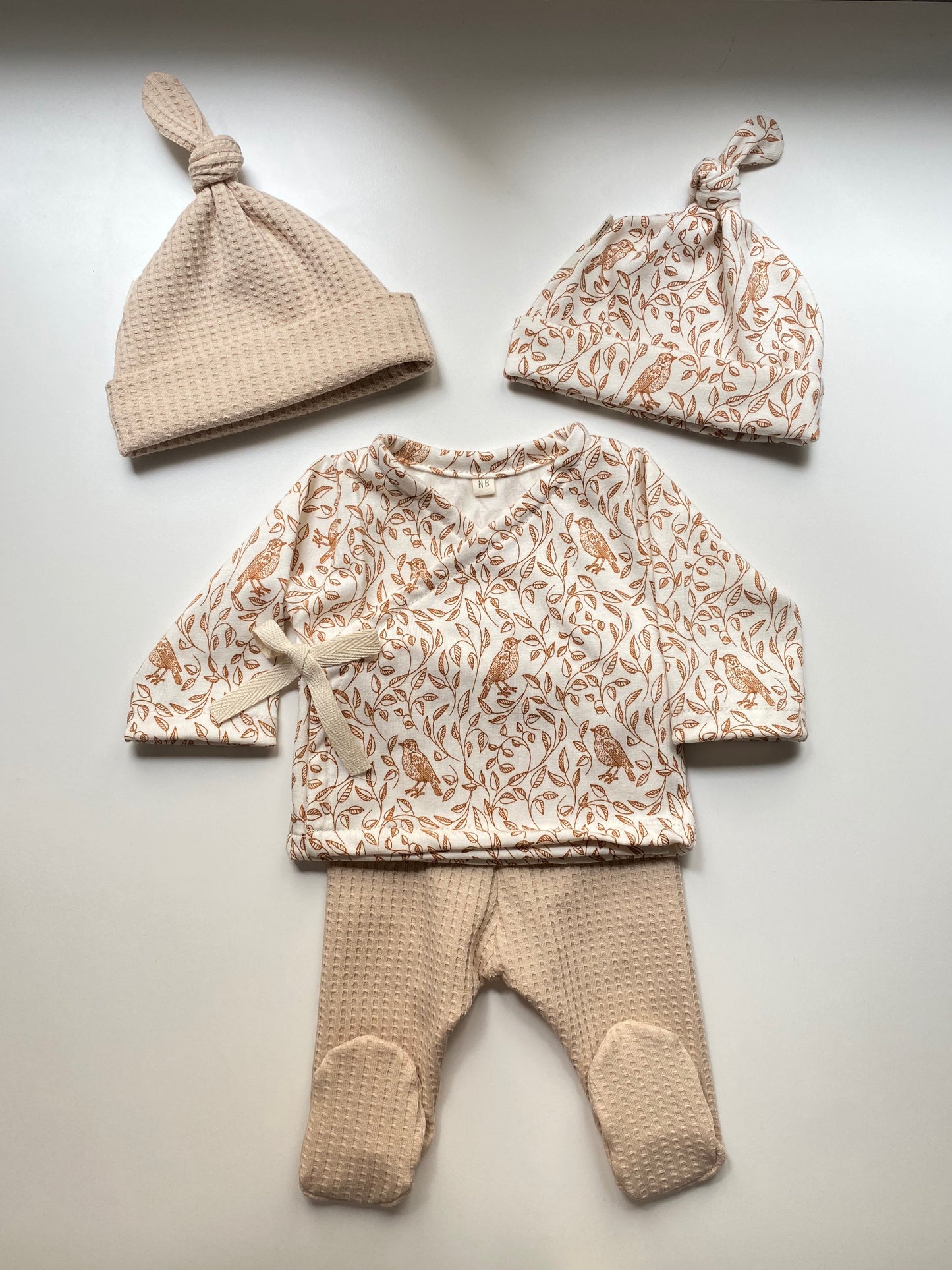 Conjunto newborn WHIMSICAL LIGHT BEIGE