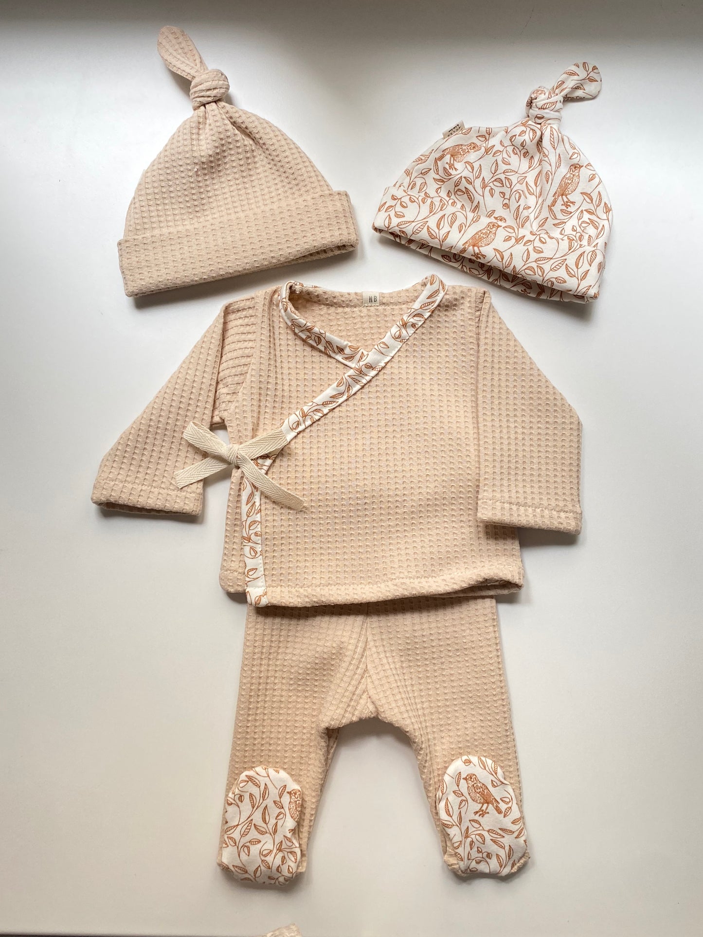 Conjunto newborn LIGHT BEIGE