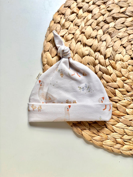 Gorrito CLOSE TO MAMA